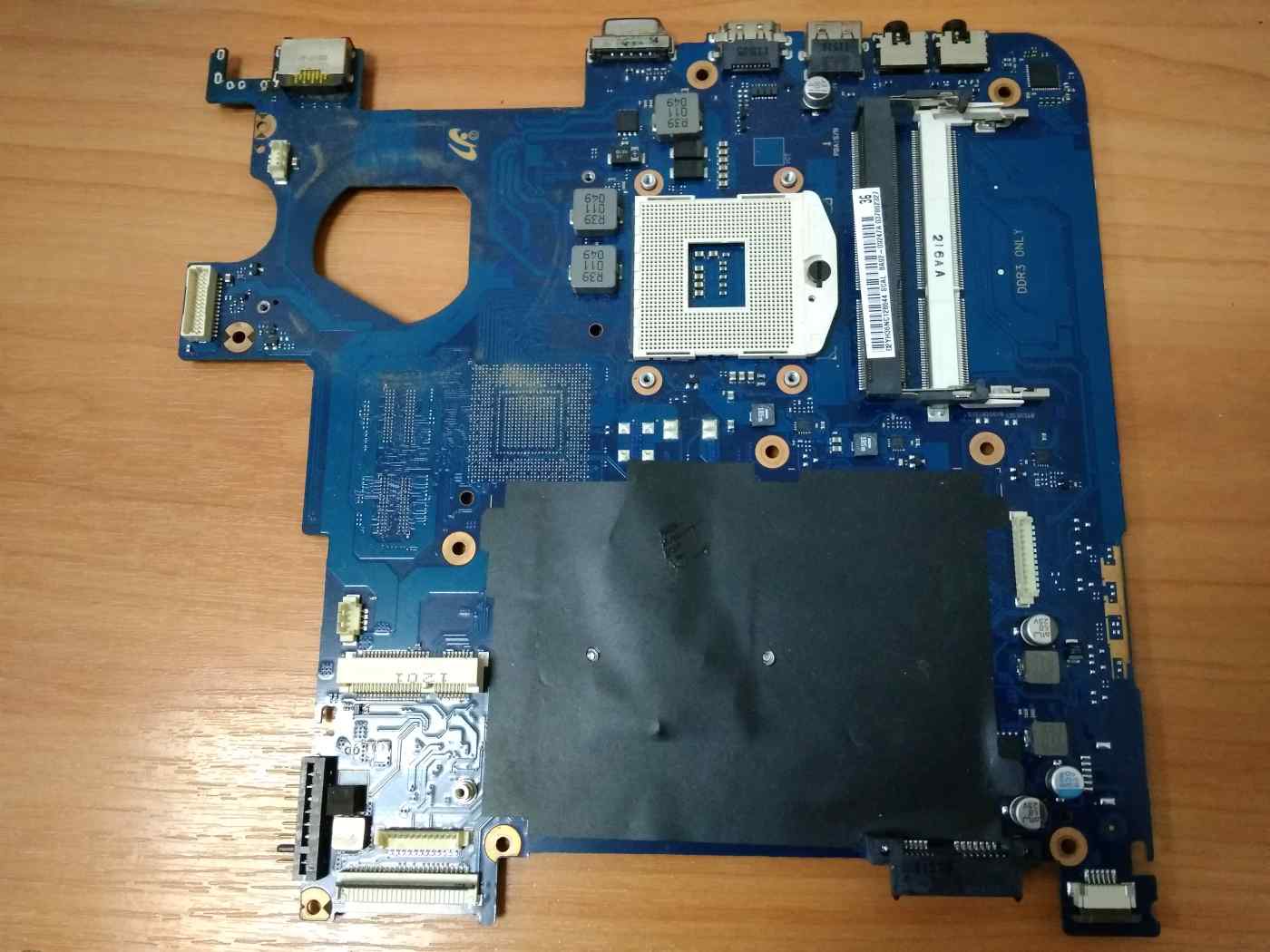 Плата б. Samsung np300e4a материнская плат. Материнская плата для ноутбука Samsung np300e5c. Самсунг np300e5a плата. Материнская плата Samsung 530u4e (NP-530u4e-x01) материнская плата.